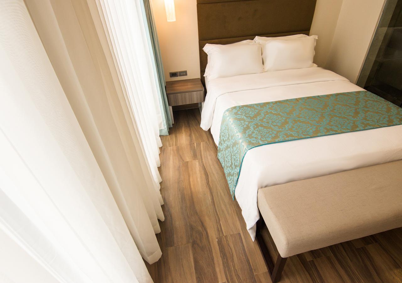 Goldberry Lite Hotel Iloilo Esterno foto