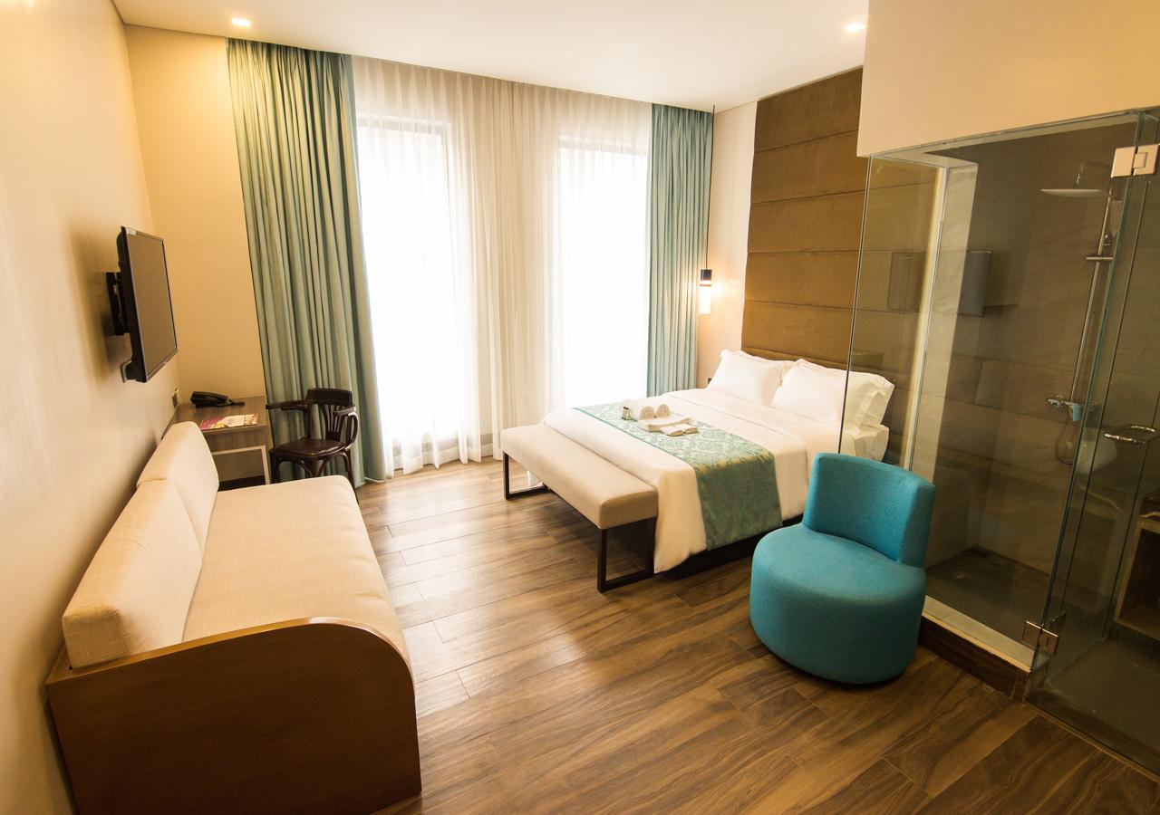 Goldberry Lite Hotel Iloilo Esterno foto