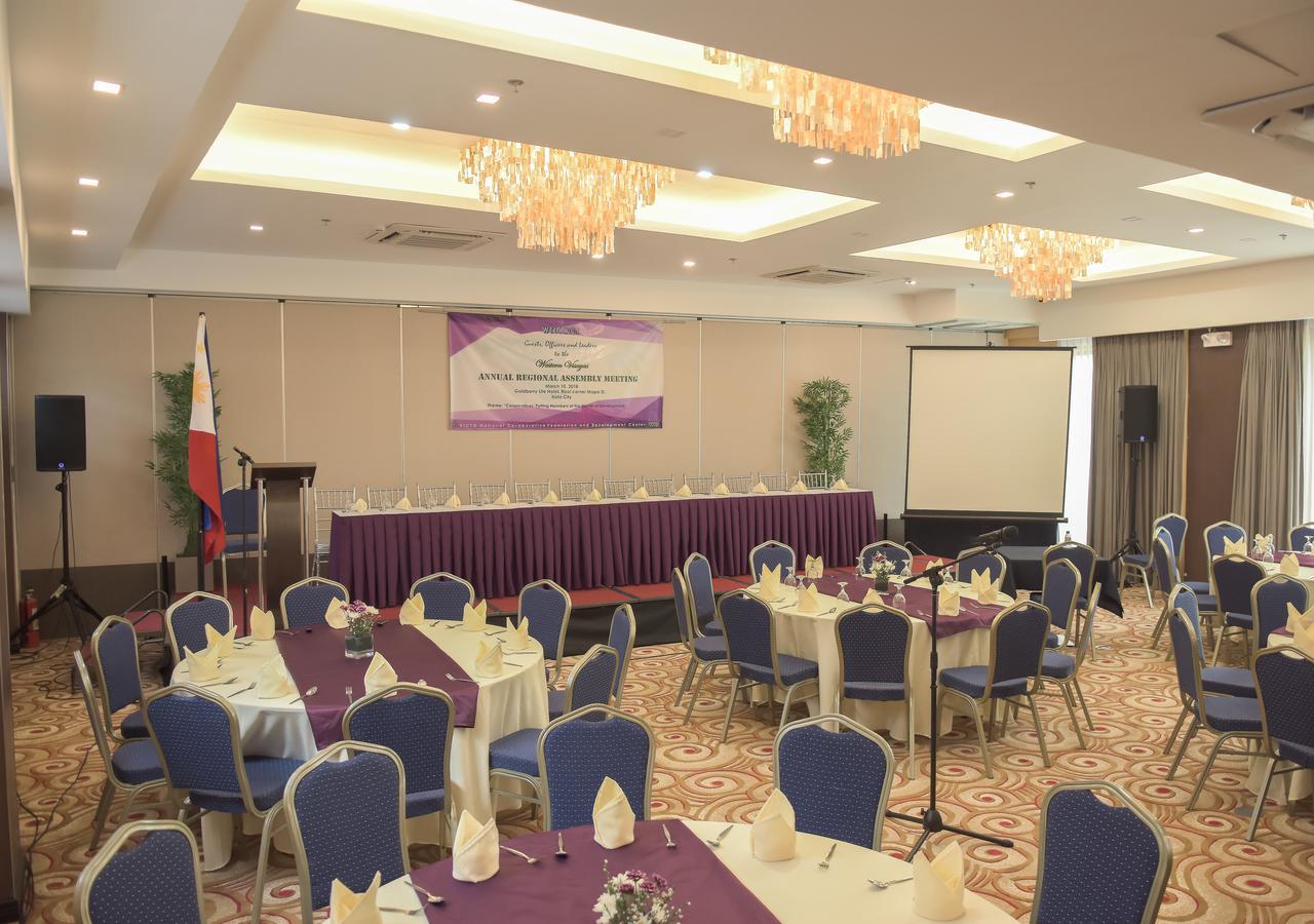 Goldberry Lite Hotel Iloilo Esterno foto