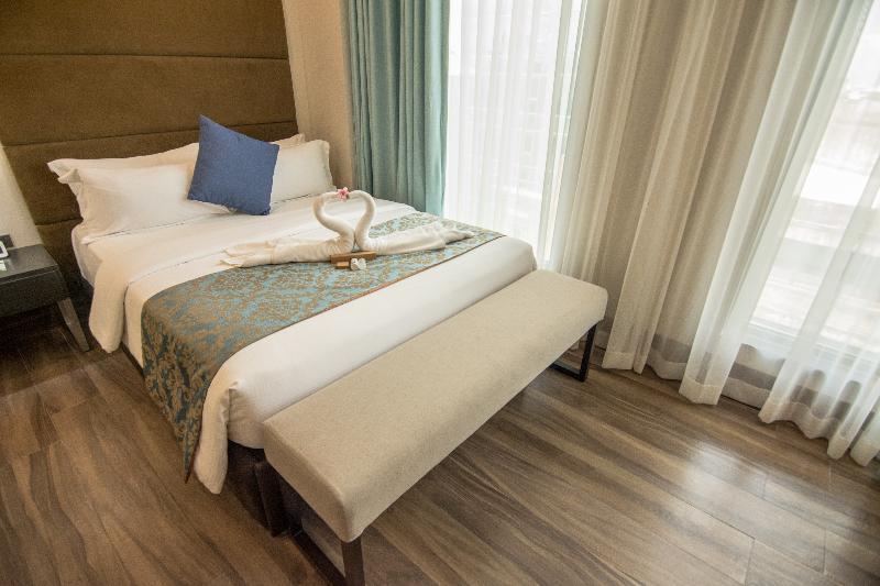 Goldberry Lite Hotel Iloilo Esterno foto